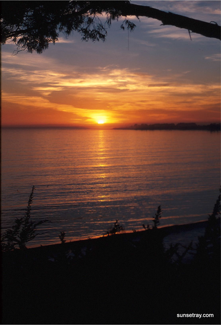 %_tempFileNamesunsetray.com%209-4-2000%2011-34-08%20AM%